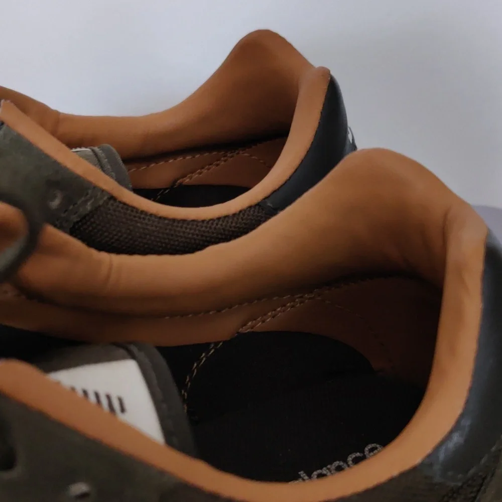 New Balance 520 in the Military Dark Triumph/Brown Sugar colorway. - Picture 11 of 13